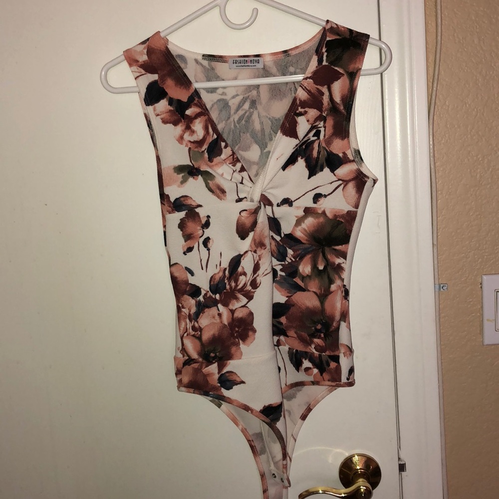 Floral Body Suit NWOT